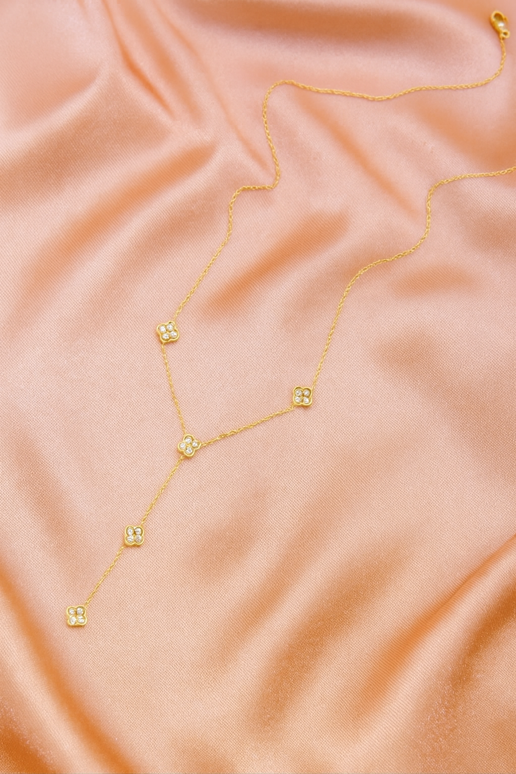 Collier Isolde en forme Y