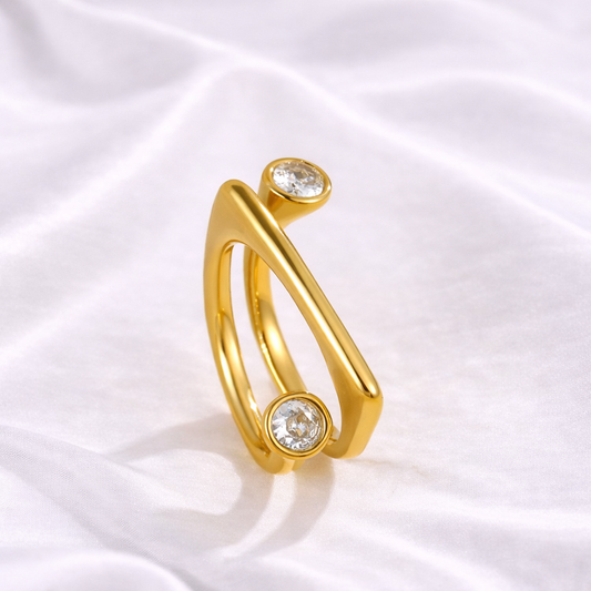 Bague ajustable Élyne en acier inoxydable doré avec deux zirconiums scintillants