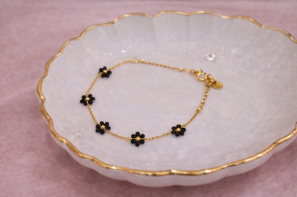 Bracelet Floréa fin à motifs floraux – La Merveille Bijoux