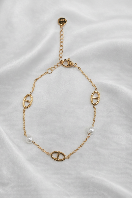 Bracelet Pureté en acier inoxydable doré avec perles fines, bijou délicat et intemporel La Merveille Bijoux