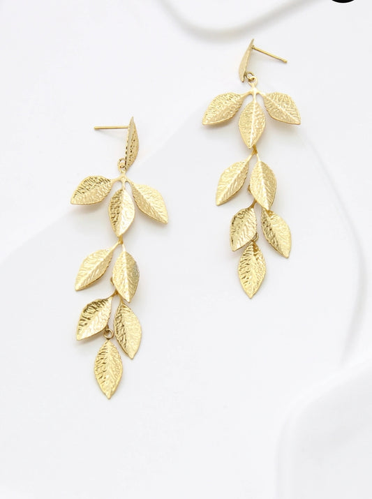 Boucles d’oreilles dorées Flora en acier inoxydable – Bijoux de mariage bohème chic